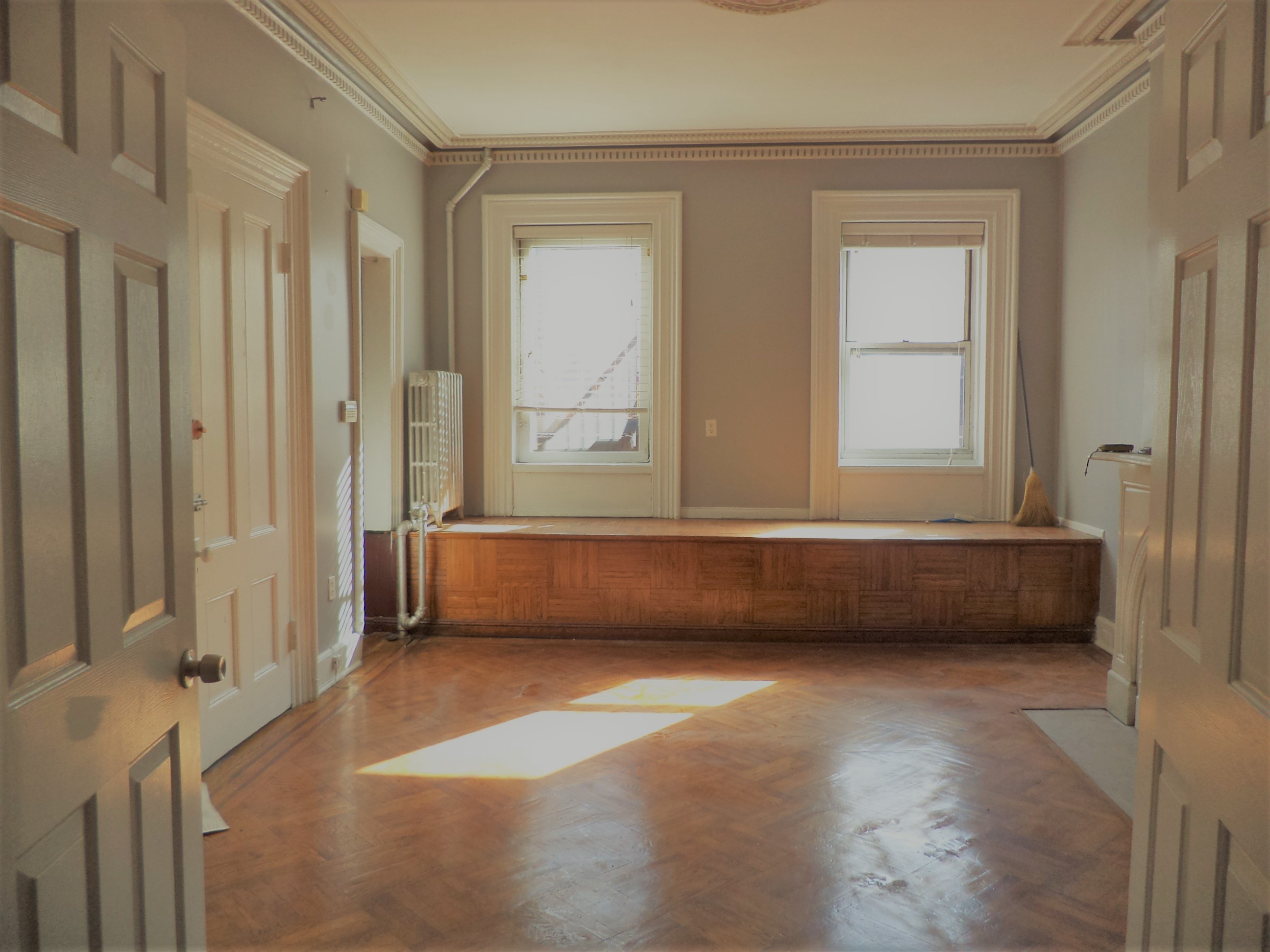 Lovely 2 bdrm Fort Greene’s Just a stones throw from the Park!